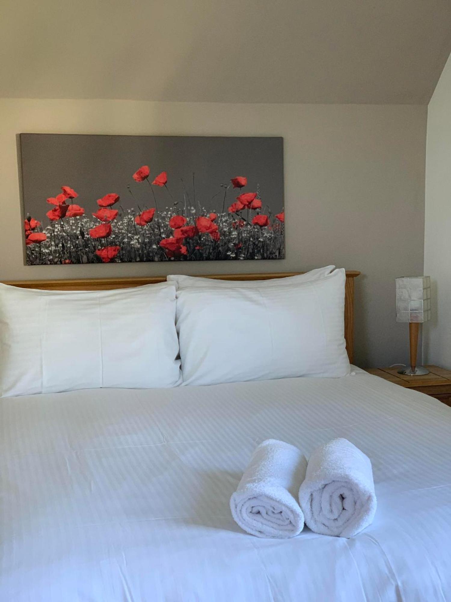 Skye Basecamp Hostel, Broadford Bay, Isle Of Skye Ngoại thất bức ảnh