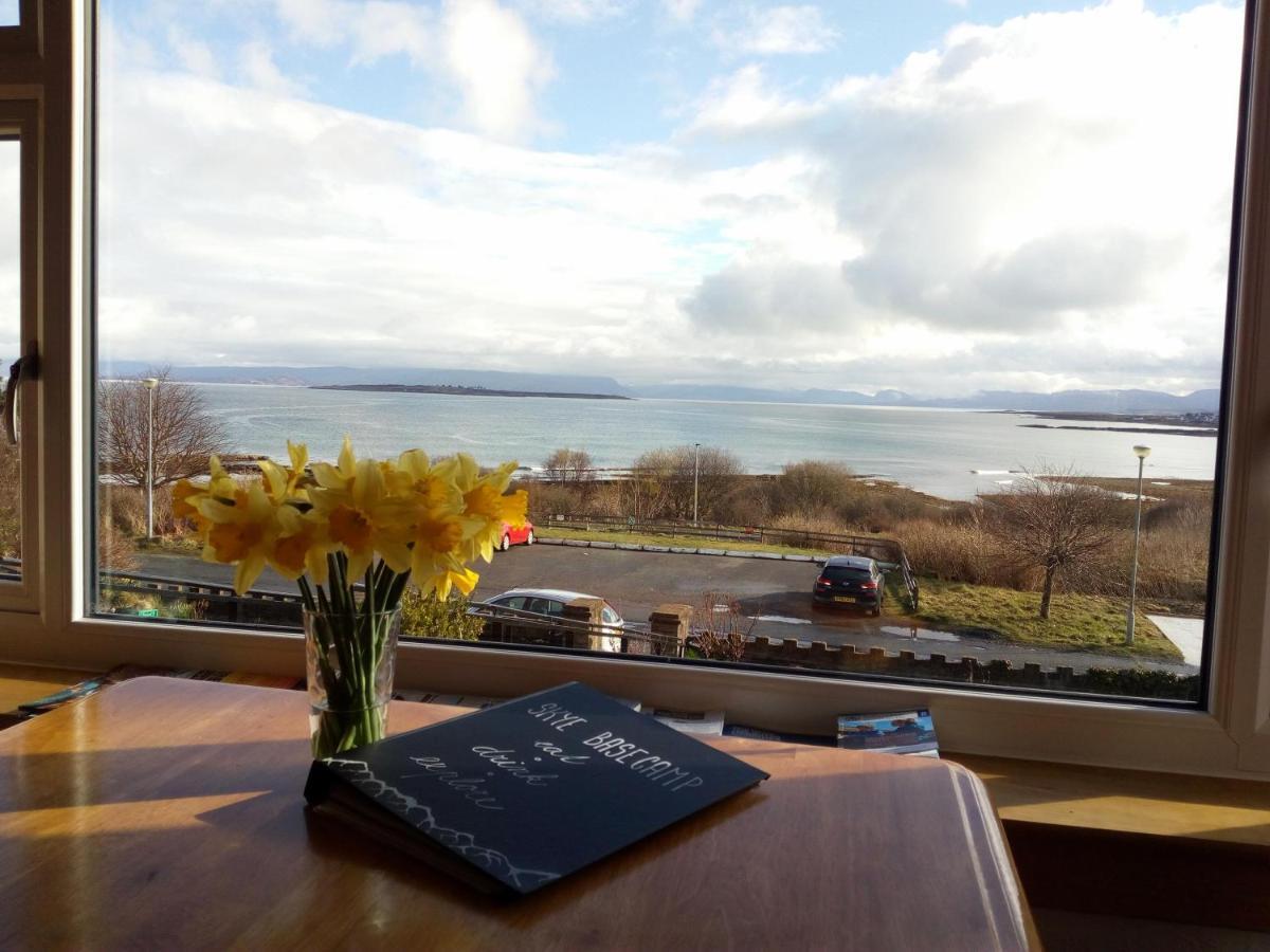 Skye Basecamp Hostel, Broadford Bay, Isle Of Skye Ngoại thất bức ảnh
